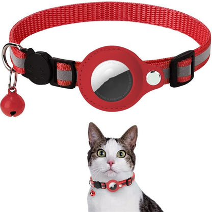 Secure AirTag collar for cats.