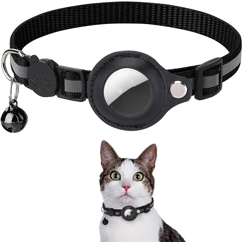 Secure AirTag collar for cats.