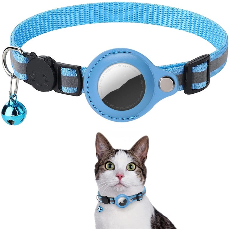 Secure AirTag collar for cats.